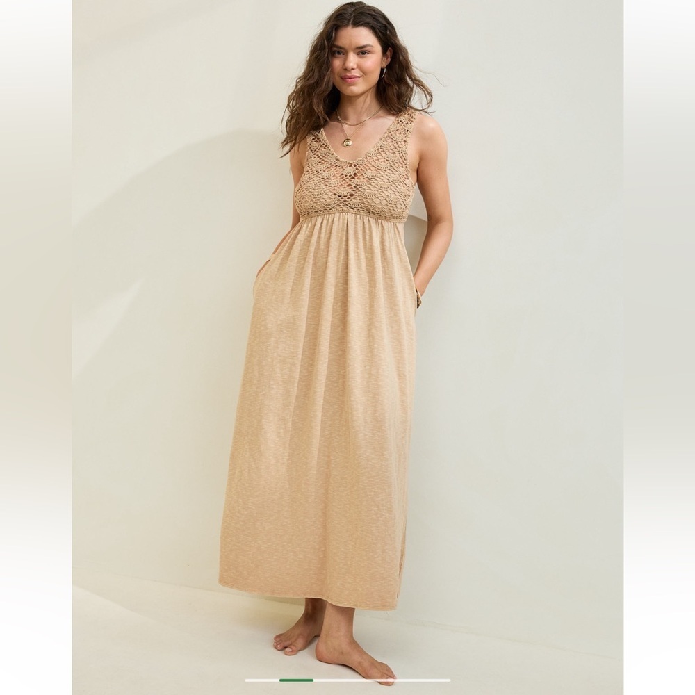 [Aerie] NWT Crochet Maxi Dress